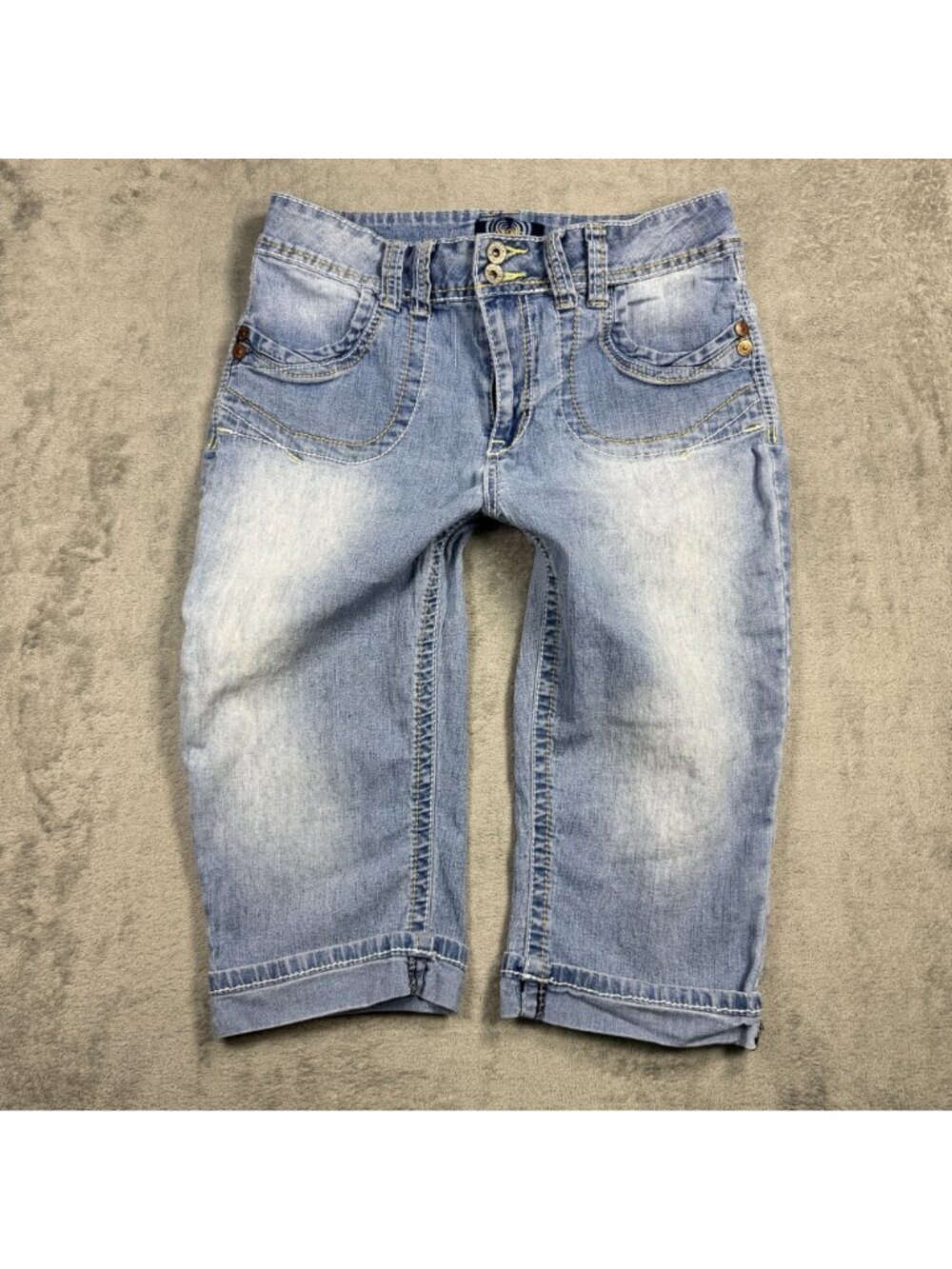 Y2K 2000s Angels Mid Rise Capri Jeans Womens 12 Thick Stitch Light Wash Denim